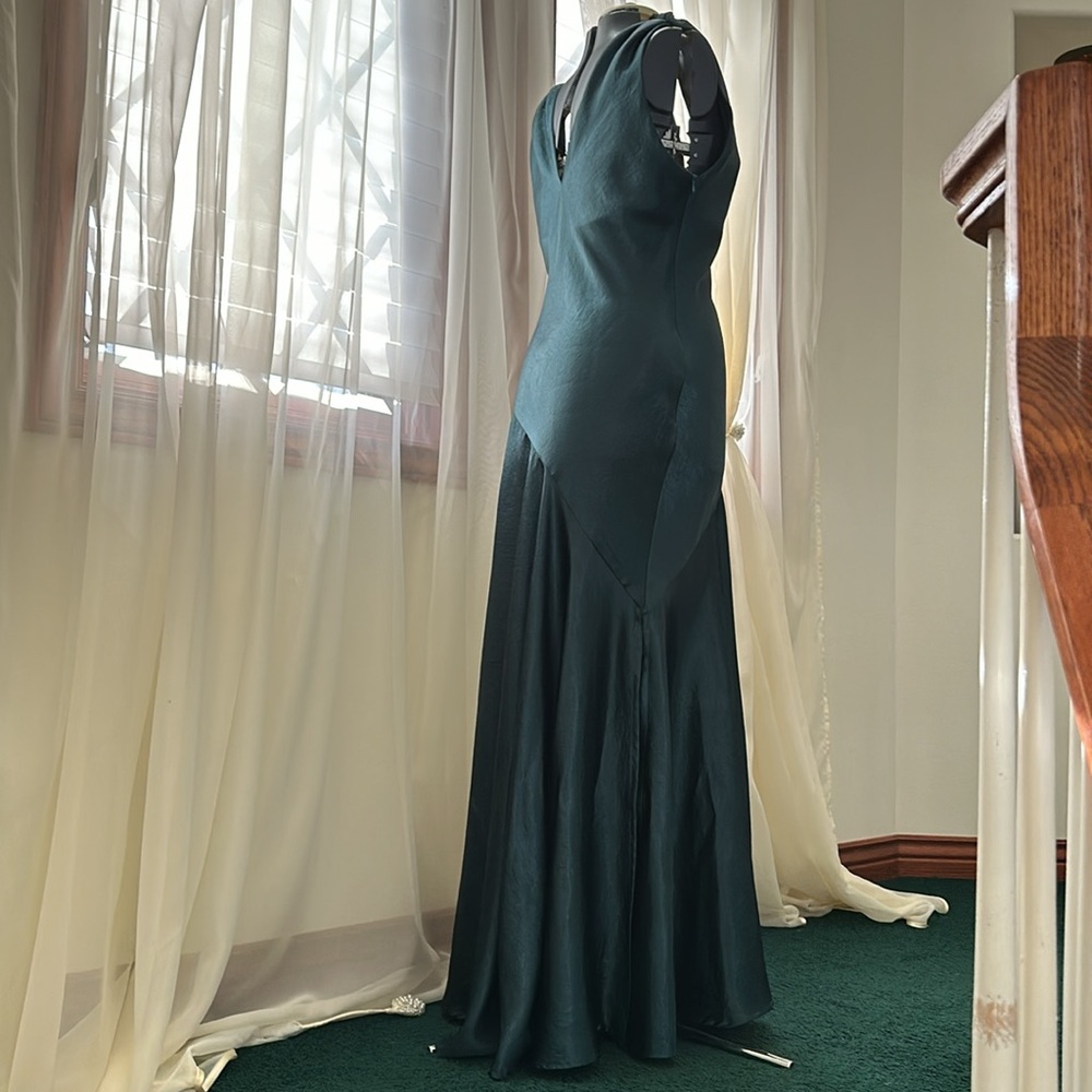 Holiday green dress - Picture 4 of 6